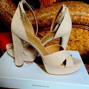 Jessica Simpson JP-Irbella Powder Beige Microsuede platform heels in size 8.5